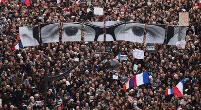Momento de la marcha en Par&iacute;s, el domingo en Francia. 