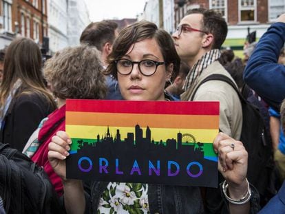 Homenaje a las v&iacute;ctimas de la masacre de Orlando, este lunes en Londres.