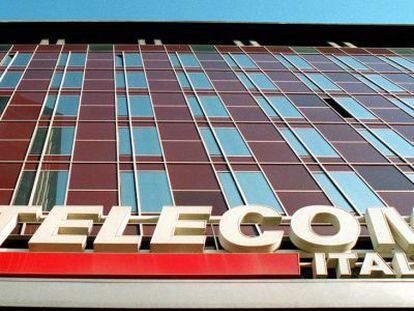 Sede de Telecom Italia en Mi&aacute;n.