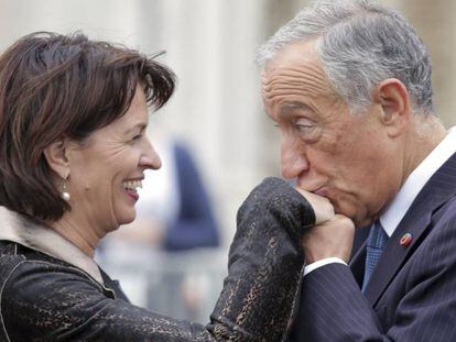 Marcelo Rebelo de Sousa con su colega suiza, Doris Leuthard, en la visita al monasterio de los Jer&oacute;nimos en Lisboa.