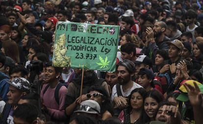 Manifestación en Buenos Aires por la despenalización de la marihuana y regulación estatal de los estupefacientes, realizada en mayo pasado