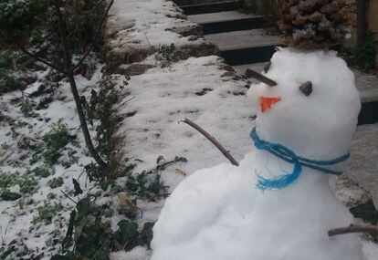 Un muñeco de nieve en el Montseny.