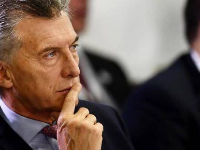 Argentina pide ayuda al FMI para evitar un derrumbe financiero