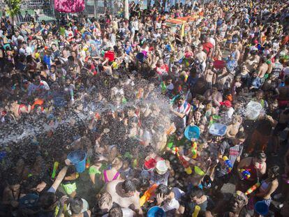 Asistentes a la celebraci&oacute;n de la Batalla Naval de Vallecas de 2017. 