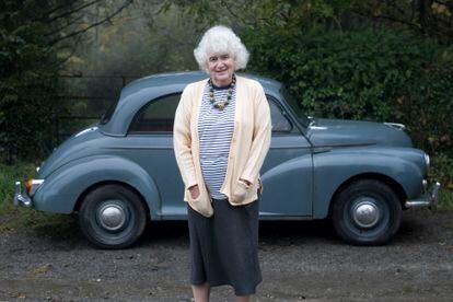 La escritora Jan Morris, en su casa de Llanystumdwy, al norte de Gales.