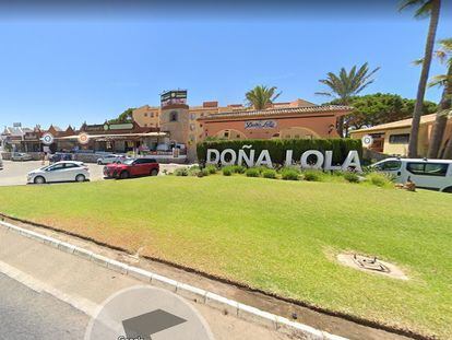 Entorno de la urbanización Doña Lola de Mijas (Málaga), donde es produjo el tiroteo este sábado.