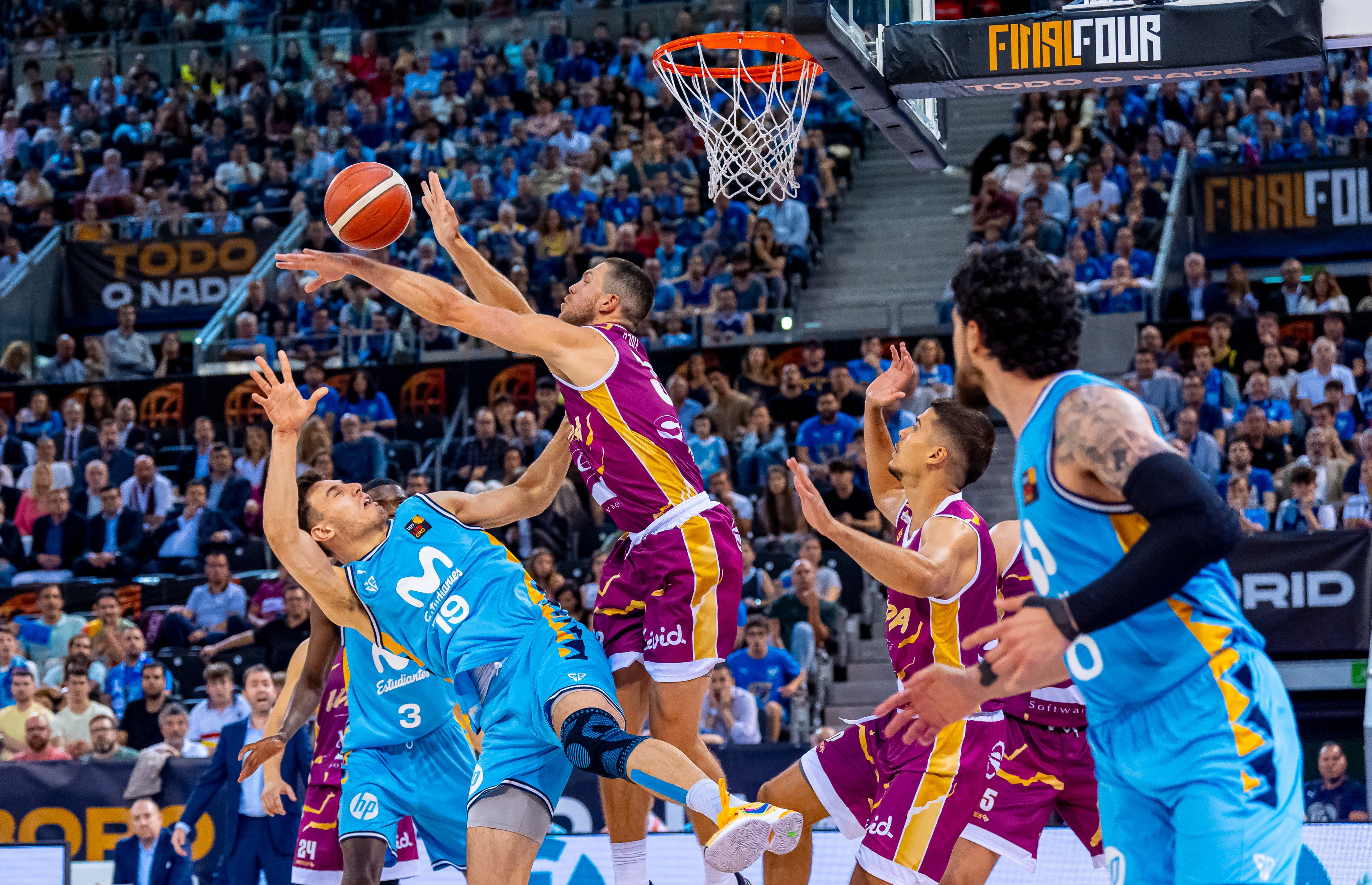 El Lleida arrolla al Estudiantes y asciende a la Liga ACB por primera vez en su historia