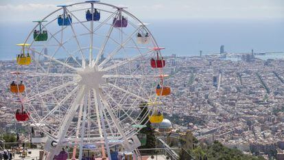 La nueva atracción, con Barcelona al fondo.