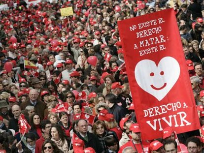 Manifestaci&oacute;n contra la vigente Ley de Salud Sexual y Reproductiva que consagra el aborto como un derecho.