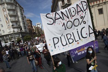 Manifestación en Sevilla por la sanidad pública en febrero.
