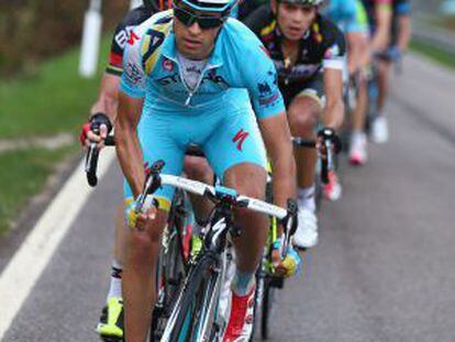 Mikel Landa en una etapa del Giro del Trentino en abril.