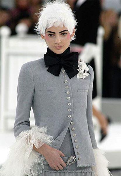  Karl Lagerfeld Paris Chaqueta de lana con cuello para