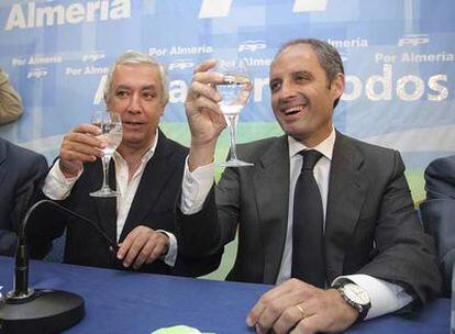 Javier Arenas y Francisco Camps en Almería