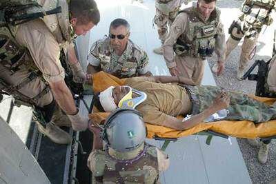Los dos soldados afganos rescatados en el accidente de Farah-Shindahad del 5 de julio.