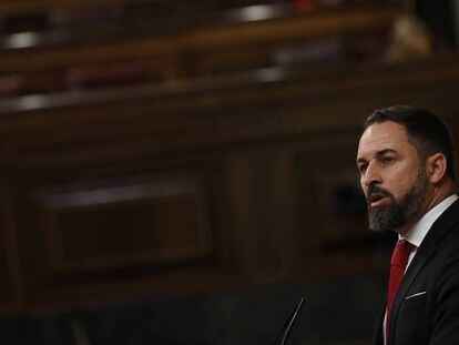 El líder de Vox, Santiago Abascal, en el pleno del Congreso del pasado día 18. En vídeo, declaraciones de Rocío Monasterio, portavoz de Vox en la Asamblea de Madrid, tras conocer la decisión judicial.