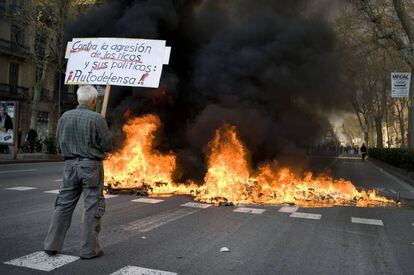 Aldarulls a Barcelona durant la vaga del 29-M del 2012.