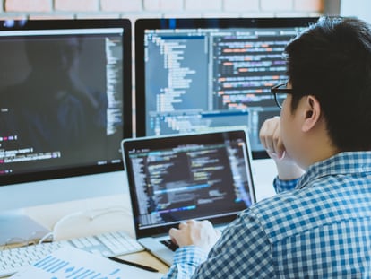 ¿Quieres especializarte en Informática? ¡Encuentra los mejores cursos y formación profesional 'online' y a distancia aquí!