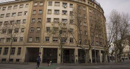 Fachada de la residencia San Hermenegildo de Sevilla.