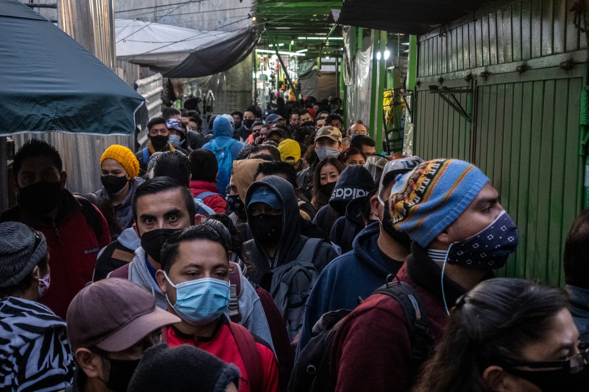 Coronavirus Ciudad De Mexico Permanece En Semaforo Rojo Pese A La Baja De Hospitalizaciones El Pais Mexico