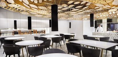 Interior del restaurante Noor, en Córdoba.