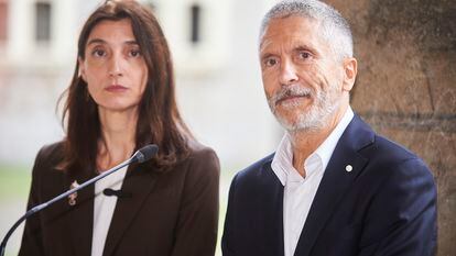 La ministra de Justicia, Pilar Llop, y el ministro del Interior, Fernando Grande-Marlaska, en Santoña (Cantabria), esta mañana.