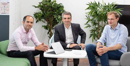 Kevin Dedieu, Tanguy Touffut (CEO) y Sébastien Piguet, cofundadores de Descartes.