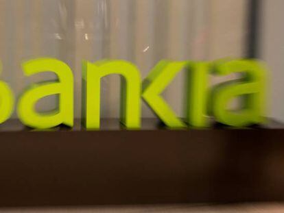 Los sindicatos de Bankia retiran la huelga tras rebajarse los despidos a 1.602