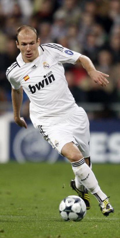 Robben, con el Madrid en febrero de 2009.