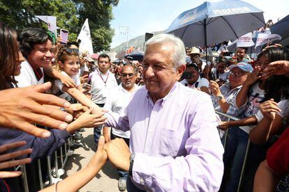 López Obrador, durante su campaña en Guerrero.
