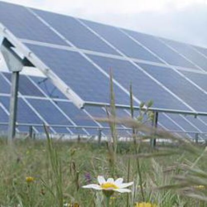 Los fotovoltaicos temen otro recorte de las primas de más de 800 millones