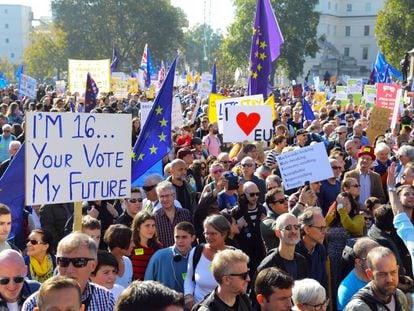 Manifestación en Londres para pedir que se vote un segundo referéndum en el Reino Unido sobre el Brexit.