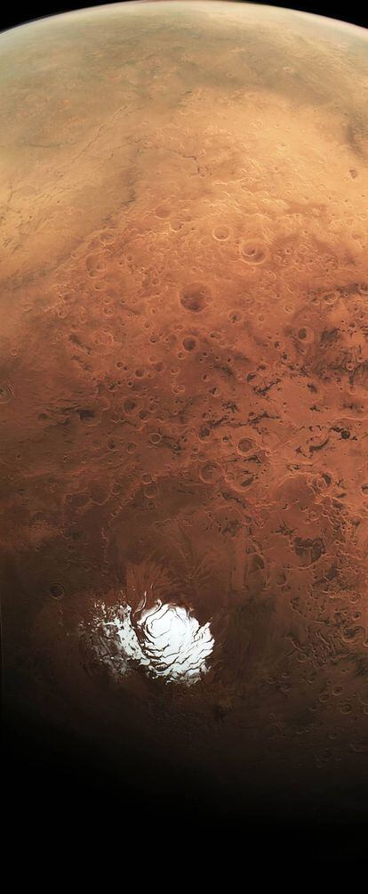 Imatge del pol sud marcià presa per la sonda 'Mars Express' el 2015.