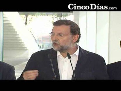 Rajoy responsabiliza a Zapatero del "acoso" contra el PP