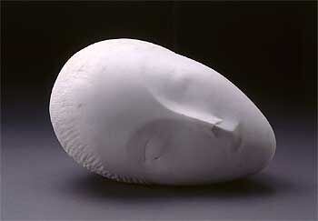 'Sleeping Muse I' (1909 -1910), escultura en mármol de Brancusi.