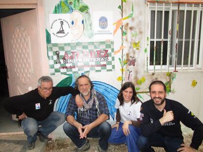 De izquierda a derecha: Daniel Rivera, Álvaro van der Brule, Alba Piay y Pablo García Castro, en Azraq (Jordania)