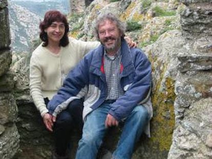 Esteve Masó y su esposa, Marta Borrell, en el monasterio de Sant Pere de Rodes (Gerona) en 2006.