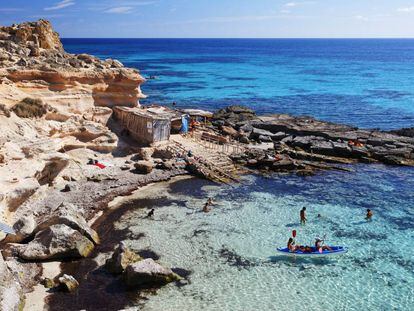 Caló d’Es Mort, en la isla de Formentera.