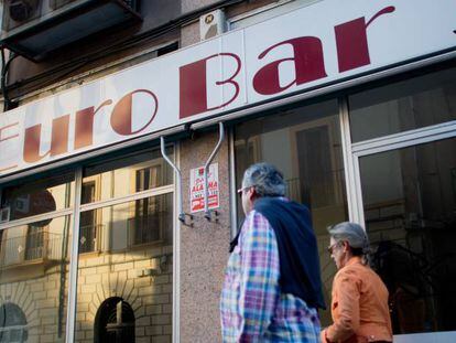 España sigue cerrando bares : ya hay 20.000 menos que en 2010