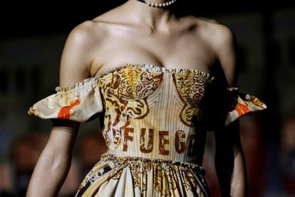 Detalle de uno de los vestidos de la nueva colección crucero de Dior.