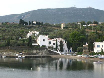 El lugar del mundo que más le gustaba a Salvador Dalí era esta casa en Port Lligat, a 15 minutos de Cadaqués. Gala y el pintor se encargaron hasta del último detalle de la decoración.