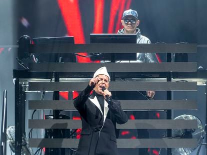 El grupo Pet Shop Boys actúa en el festival de música Primavera Sound, en el Parc del Fòrum. Lorena Sopêna / Europa Press