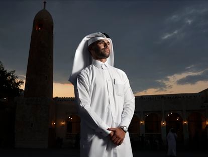 Tarek Jamal Al-Bader, catarí, de 28 años, en la plaza del zoco Wakif, en Doha.