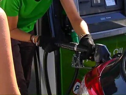 El precio de la gasolina baja en vísperas de la operación retorno