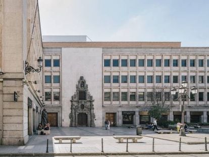 Antigua sede de la Fundación Caja Madrid en Madrid, en la plaza de las Descalzas de Madrid.