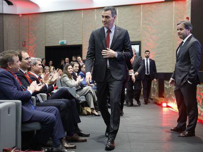 El presidente del Gobierno, Pedro Sánchez, a su llegada a la clausura del Congreso 10º Aniversario Multinacionales con España, en la Fundación Pablo VI, en Madrid.