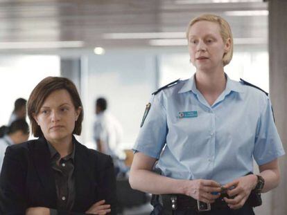 Elisabeth Moss y Gwendoline Christine, pareja de policías en 'Top of the Lake: China Girl'.