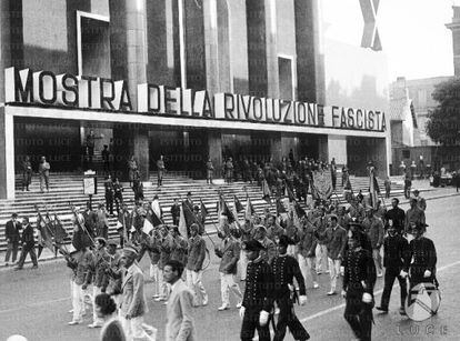Exposición de la Revolución Fascista, inaugurada en Roma el 28 de octubre de 1932.