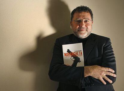 Francesco Forgione, escritor, ex presidente de la Comisión Antimafia y amenazado de muerte desde 1995, ayer en Madrid.