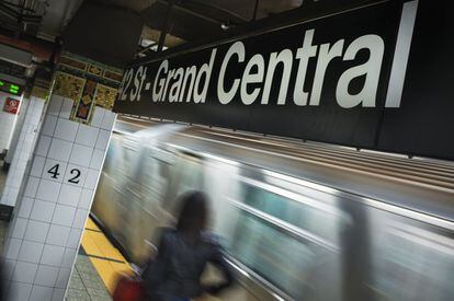 Aunque fuera bombardeada con meteoritos en 'Armageddon' e inundada en 'El día de mañana', la Gran Estación Central de Nueva York sigue en pie e incluso celebró su centenario en 2013.