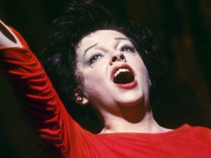 Con motivo de un  biopic  sobre la actriz y cantante, el pianista John Meyer relata cómo fue su relación con la estrella meses antes de su muerte, cuando él tenía 28 años y ella 46